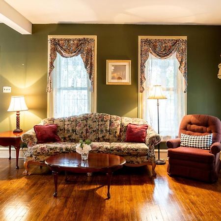 Villa CHARMING EXECUTIVE VICTORIAN MANSION w/ FREE PARKING - near Bucknell Milton Esterno foto